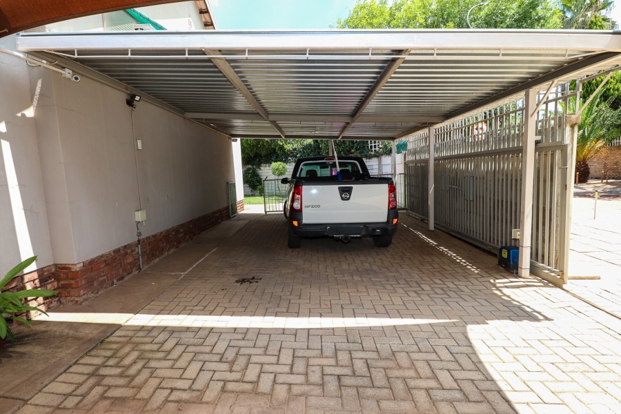 2 Bedroom Property for Sale in La Hoff North West